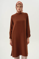 Kollar Plikaşe Düğme Detaylı Tunik - Taba TUGBA