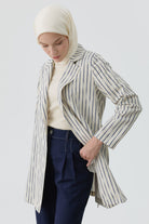 Kuşaklı Çizgili Blazer Ceket - Lacivert TUGBA