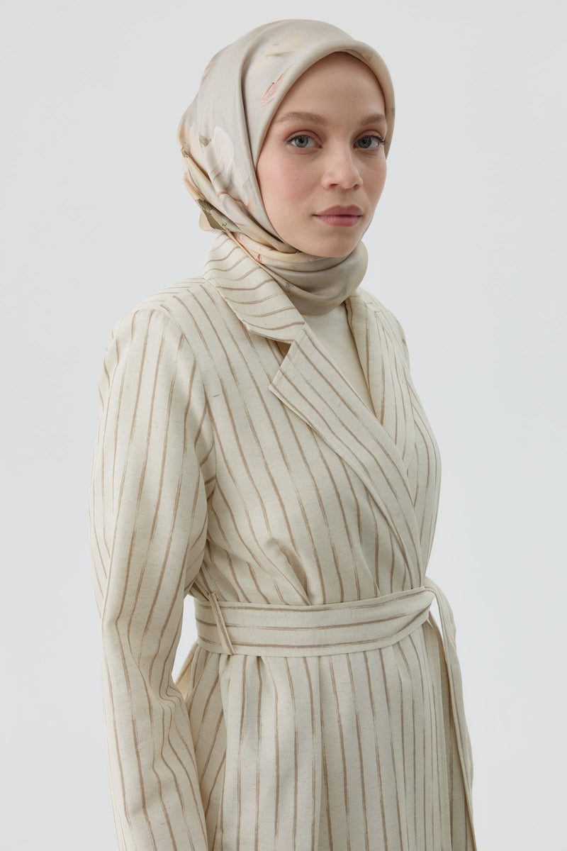 Kuşaklı Çizgili Blazer Ceket - Vizon TUGBA