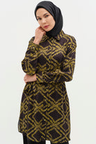 Kuşaklı Yırtmaç Detaylı Desenli Tunik - Haki TUGBA
