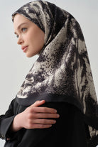 İzel Twill İpek Eşarp - Siyah TUGBA