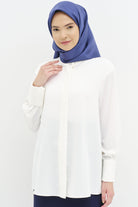 Manşeti Pilise Detaylı Gömlek - Ekru TUGBA