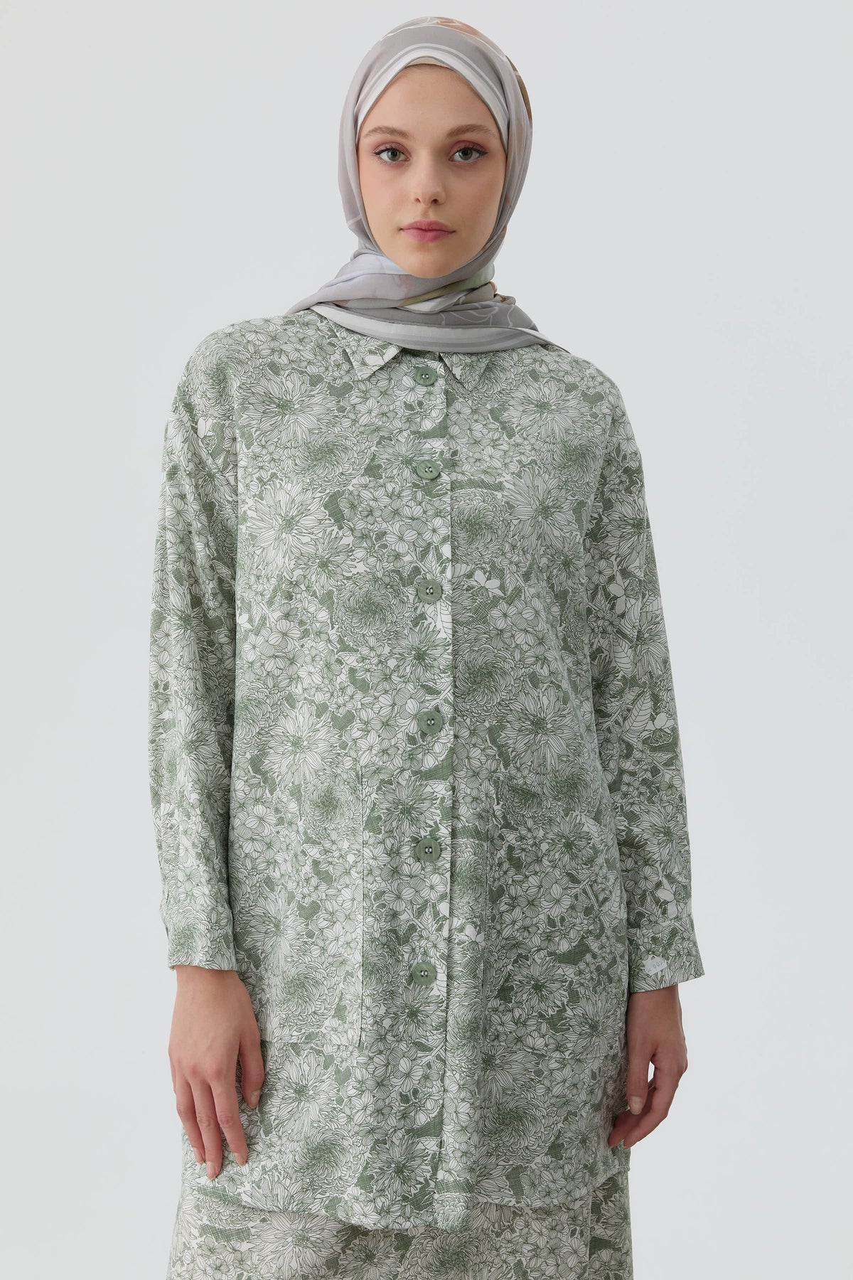 Multi Çiçek Desenli Aplike Cepli Tunik - Mint TUGBA