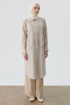 Nakış Detaylı Çizgili Uzun Tunik - Vizon TUGBA