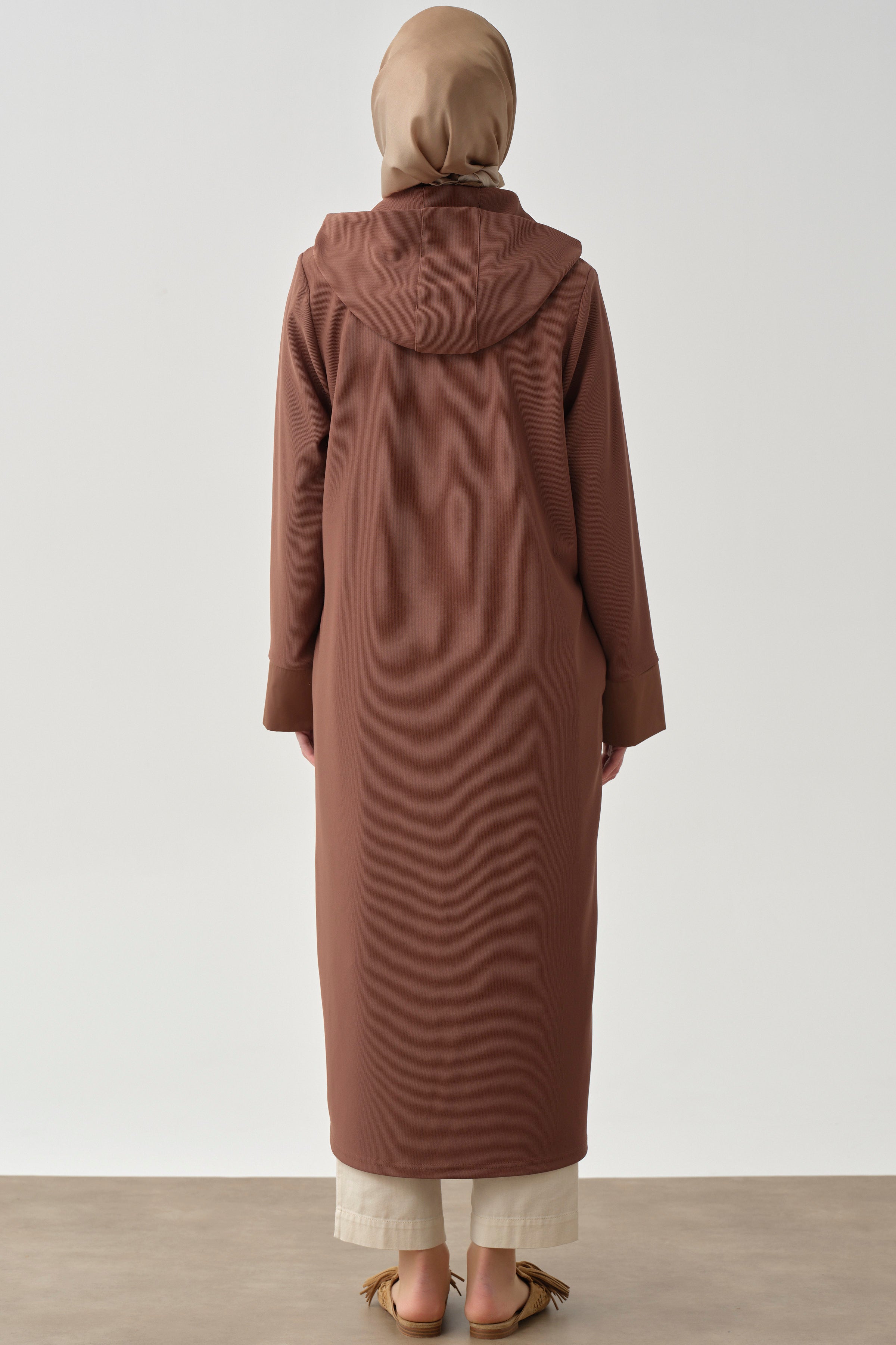 Nakış Detaylı Garnili Örme Giy-Çık - Kahve – TUĞBA