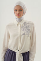 Nakışlı Crop Gömlek - Ekru - İndigo TUGBA