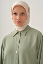 Nakışlı Düşük Kollu Gömlek - Mint TUGBA