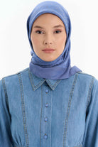 Natural Karesel Desen Eşarp - İndigo TUGBA