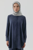 Nazenin Twill İpek Eşarp - Gri TUGBA