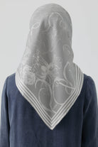 Nazenin Twill İpek Eşarp - Gri TUGBA