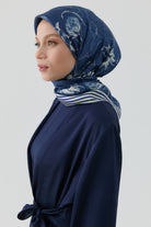 Nazenin Twill İpek Eşarp - Koyu Mavi TUGBA