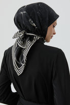 Nazenin Twill İpek Eşarp - Siyah TUGBA