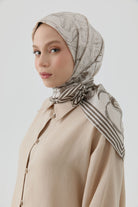Nazenin Twill İpek Eşarp - Taş TUGBA