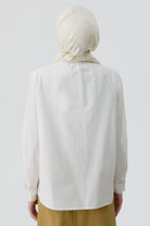 Nervür Detaylı Gömlek - Ekru TUGBA