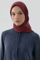 Nevgül Kenar Detaylı Naturel Eşarp - Bordo TUGBA