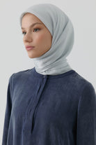 Nevgül Kenar Detaylı Naturel Eşarp - Gümüş TUGBA