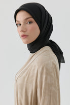 Buket Jakar Naturel Eşarp - Siyah TUGBA