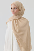 Nevgül Kenar Detaylı Naturel Şal - Bej TUGBA
