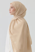 Nevgül Kenar Detaylı Naturel Şal - Bej TUGBA