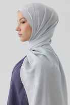 Nevgül Kenar Detaylı Naturel Şal - Gümüş TUGBA