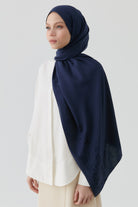 Nevgül Kenar Detaylı Naturel Şal - Lacivert TUGBA
