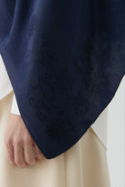 Nevgül Kenar Detaylı Naturel Şal - Lacivert TUGBA