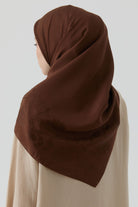 Nevgül Kenar Detaylı Naturel Eşarp - Acı Kahve TUGBA