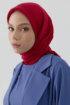 Nevgül Kenar Detaylı Naturel Eşarp - Kırmızı TUGBA