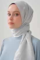 Dalgalı Nida Naturel Şal - Gümüş TUGBA
