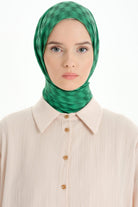 Kare Desen Viskon Şal - Yeşil TUGBA