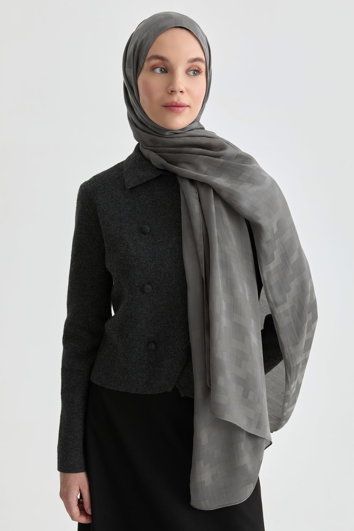 Serra Jakar Natural Şal - Füme TUGBA