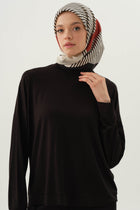 Önü Garnili Sweat - Siyah TUGBA
