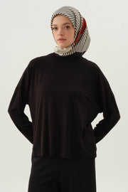 Önü Garnili Sweat - Siyah TUGBA