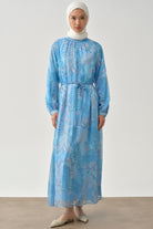 Örgü Kemerli Desenli Şifon Elbise - Mavi TUGBA