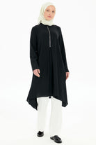Pile Detaylı Asimetrik Kesim Tunik - Siyah TUGBA
