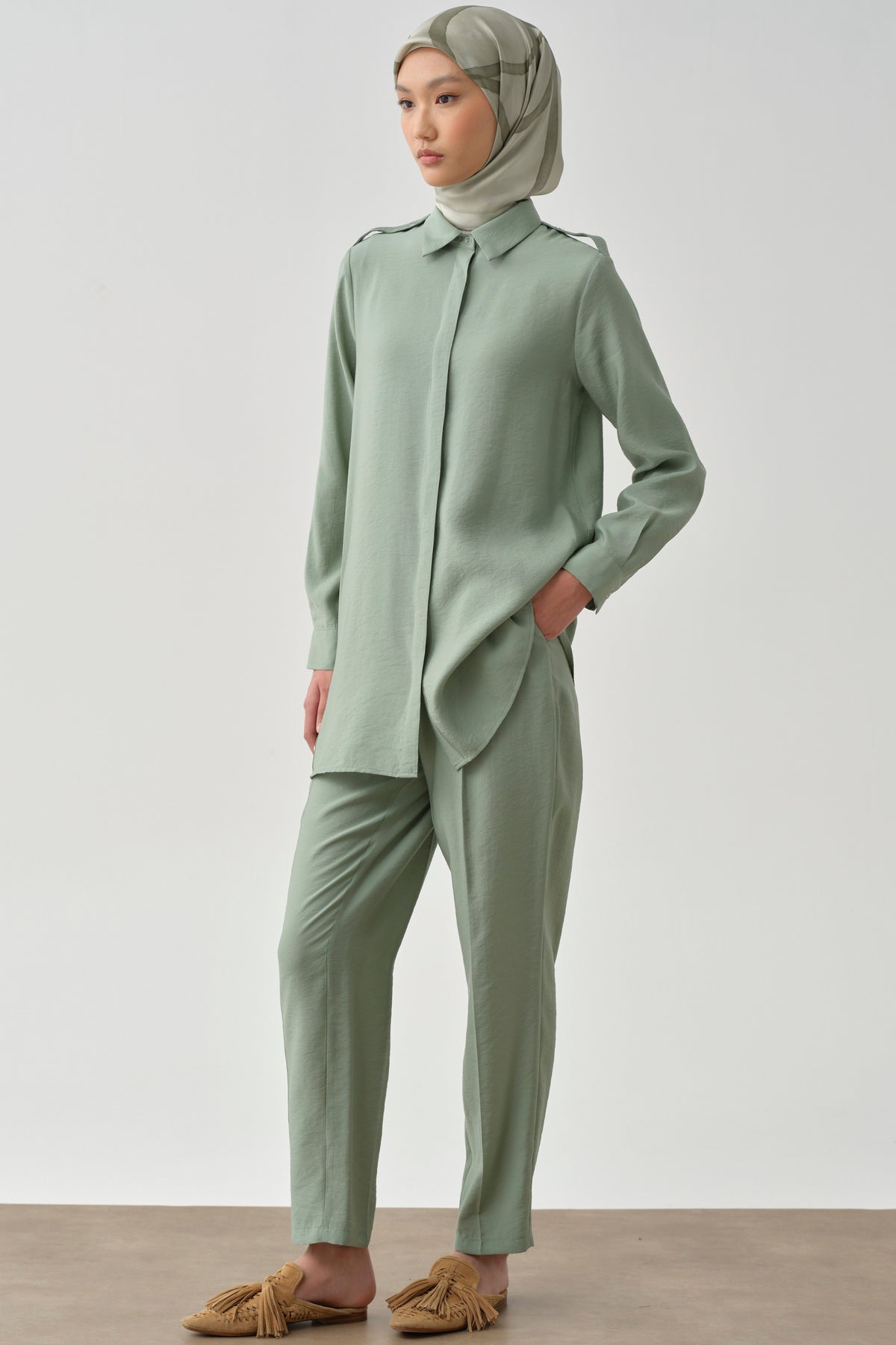 Pile Detaylı Pantolon - Mint TUGBA