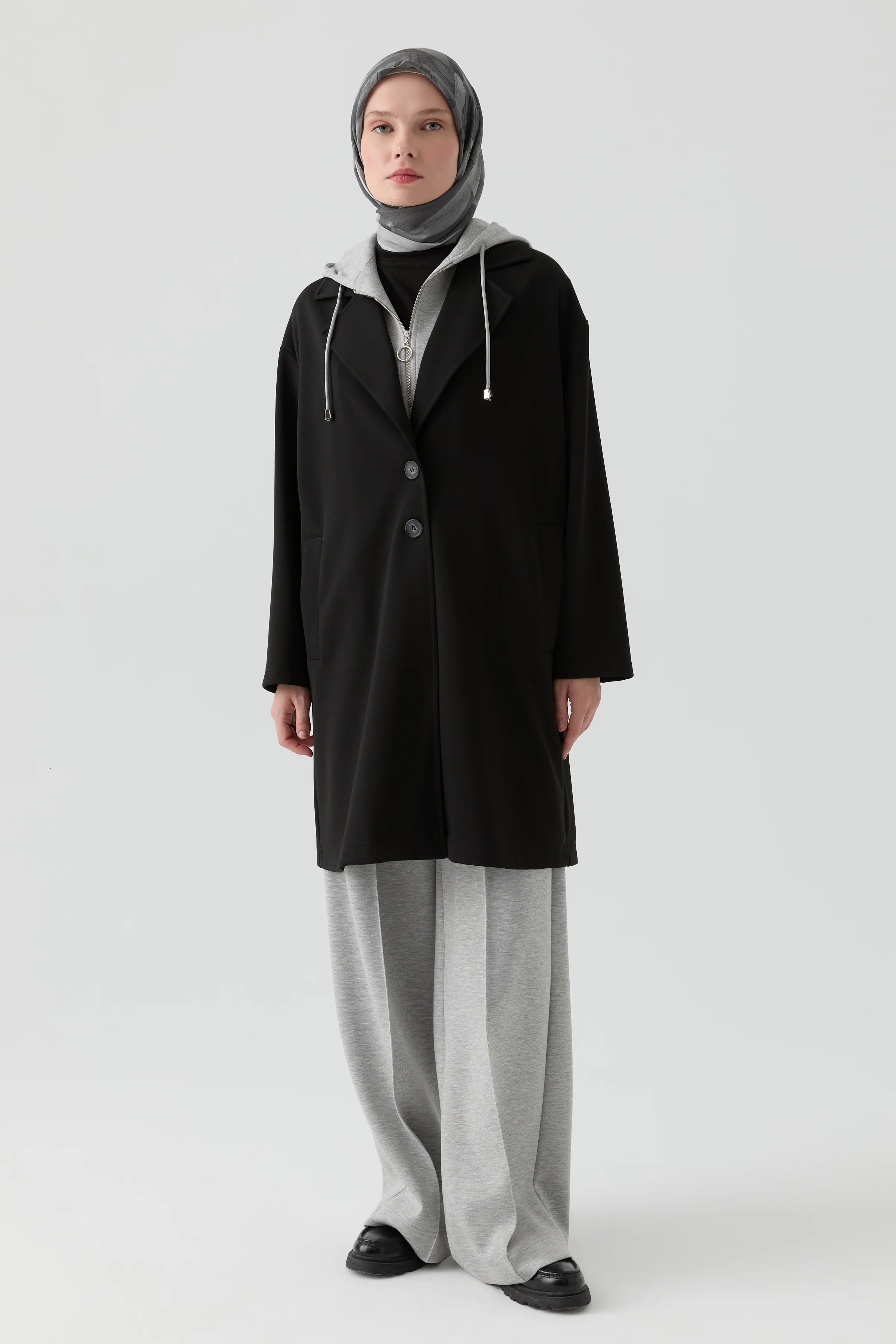 Seyyar Kombin Kapüşonlu Örme Kap - Siyah TUGBA