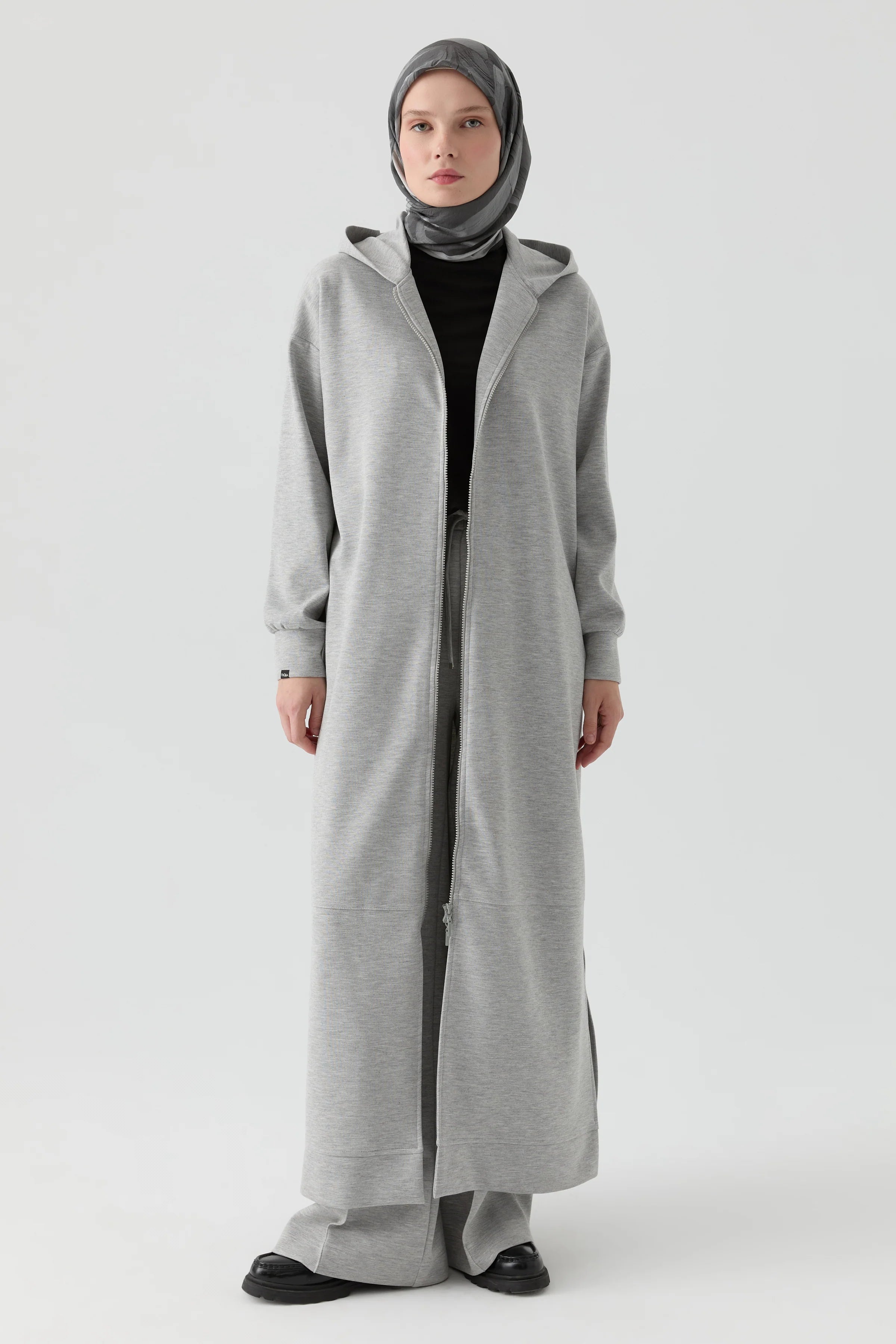 Kapüşonlu Örme Ferace - Gri TUGBA