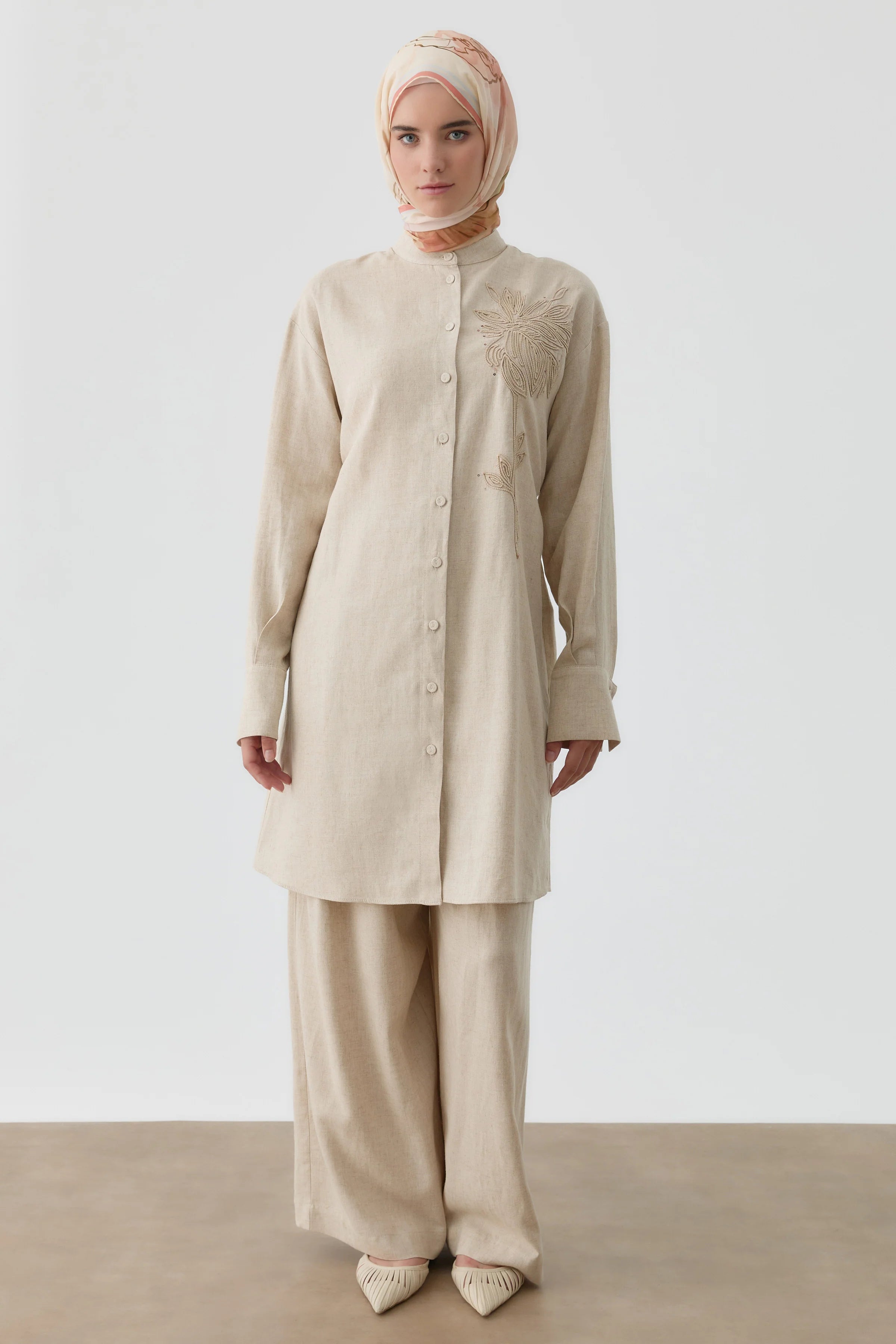 Nakışlı Bel Bağcıklı Tunik - Bej TUGBA