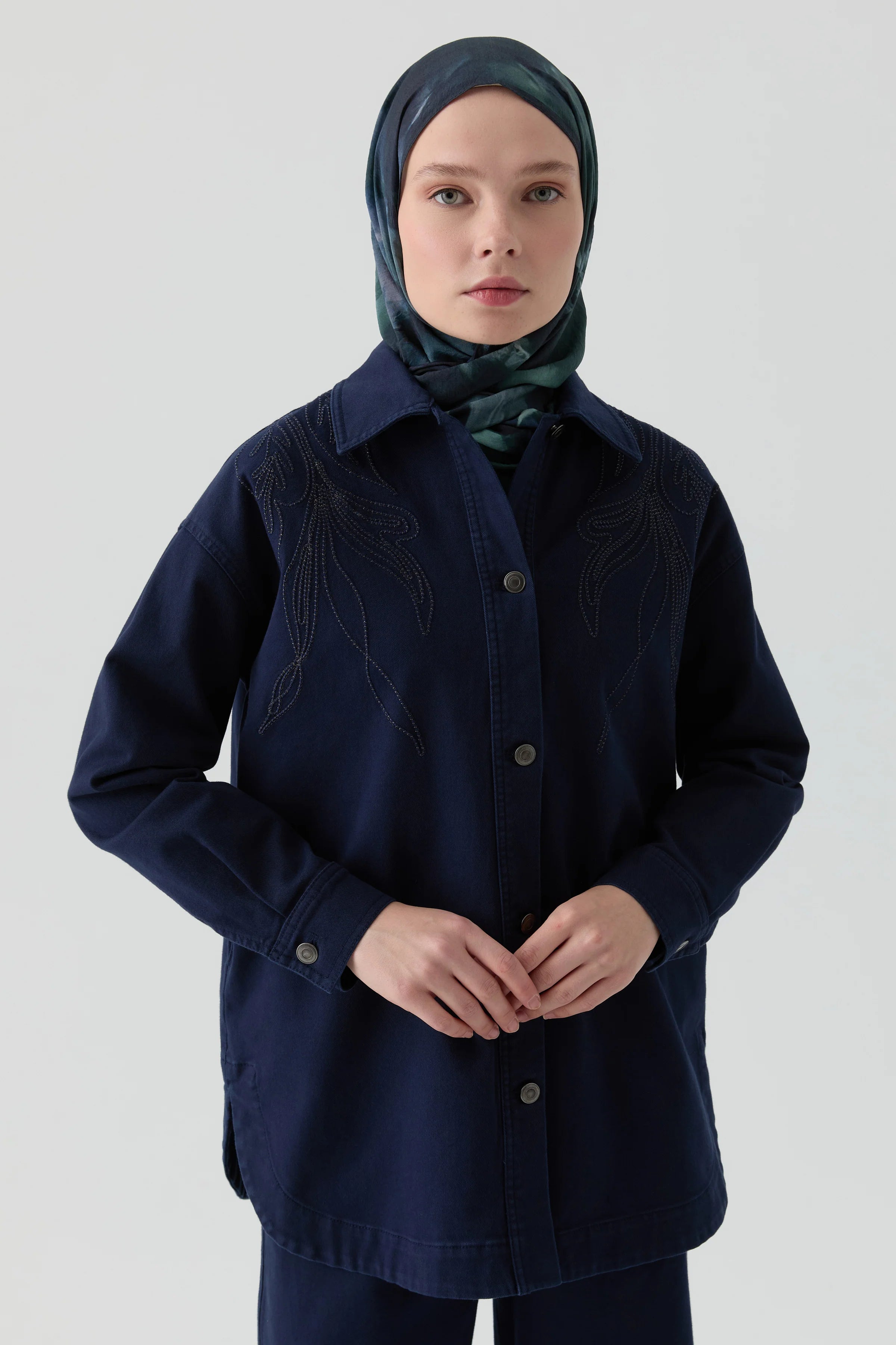 Nakışlı Kanvas Ceket - Lacivert TUGBA