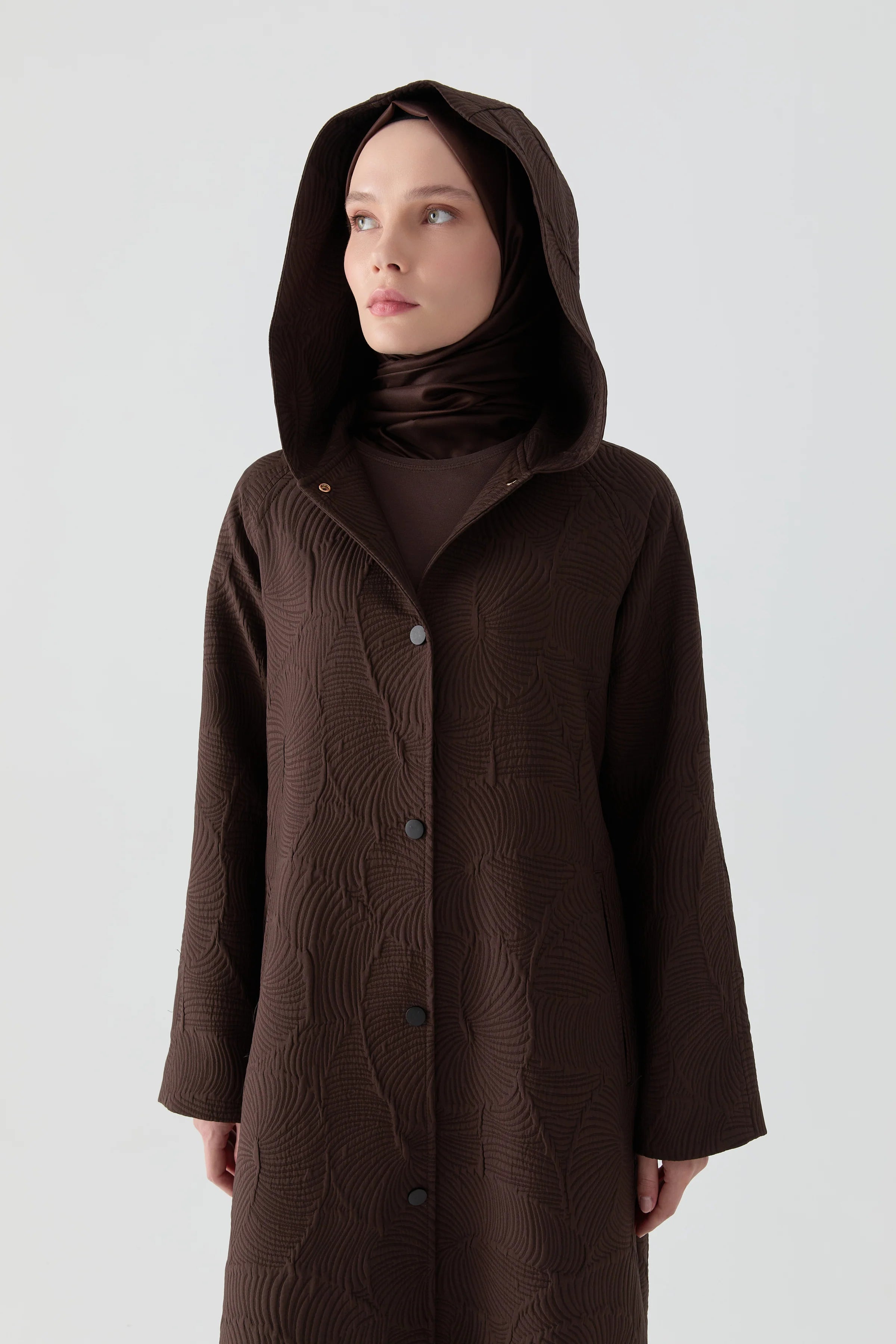 Çıtçıt Kapamalı Yırtmaçlı Kapitone Kap - Kahve TUGBA