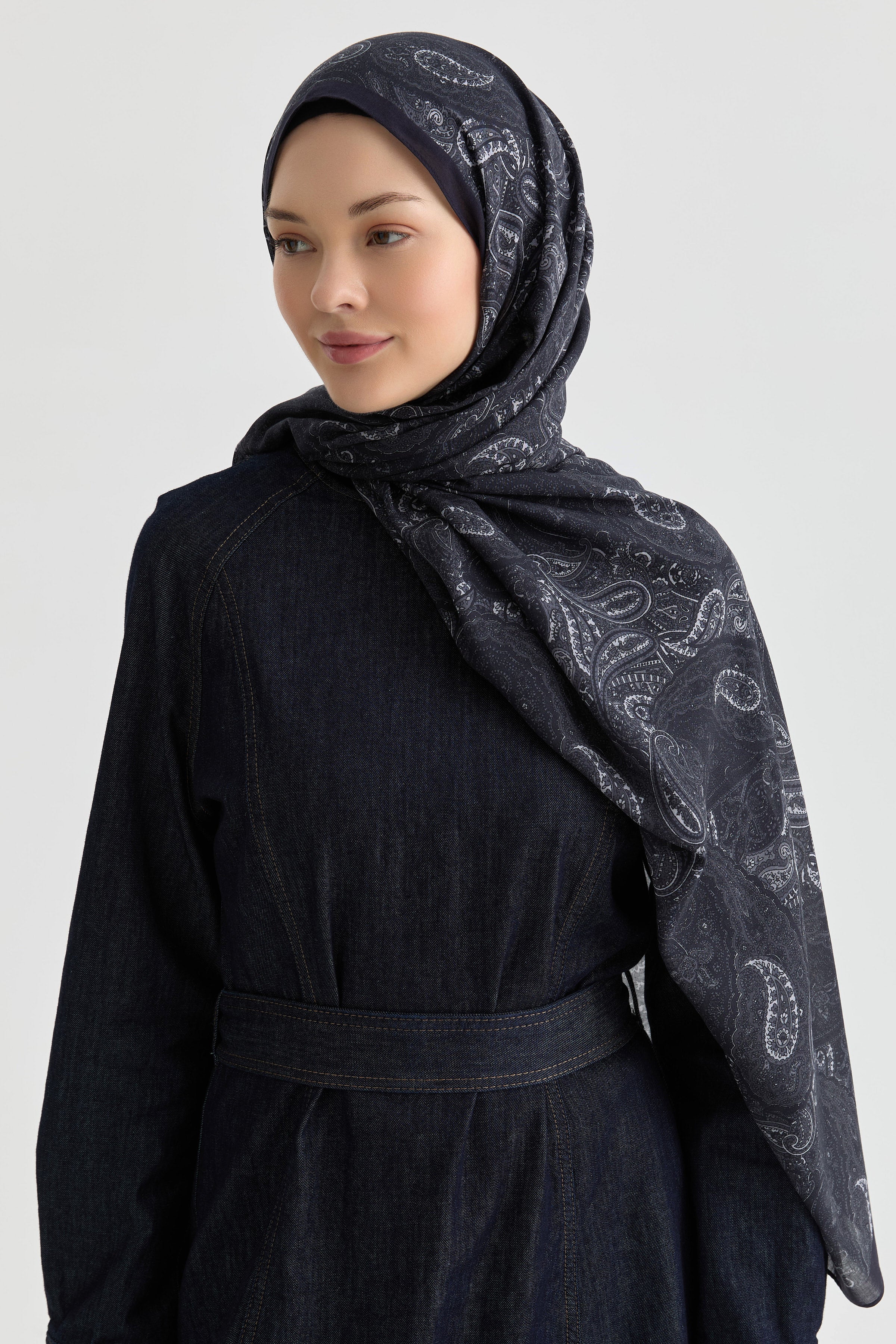 Dila Natural Şal - Siyah TUGBA