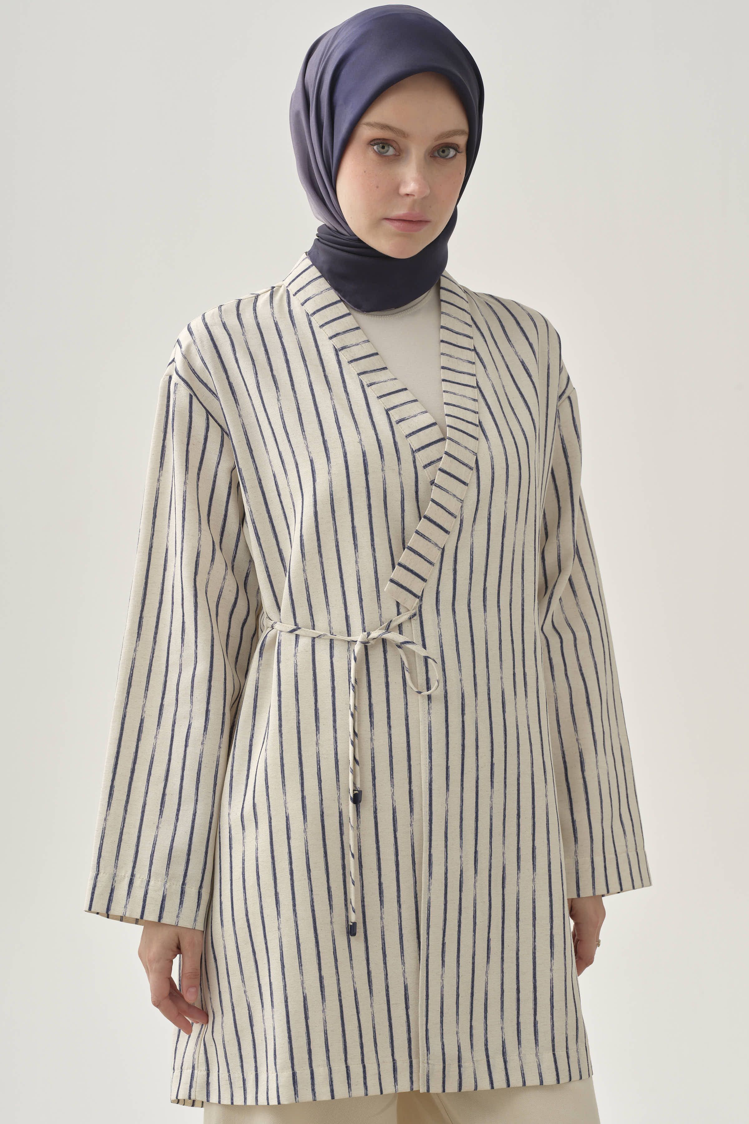 Bağlama Detaylı Çizgili Kimono - İndigo TUGBA