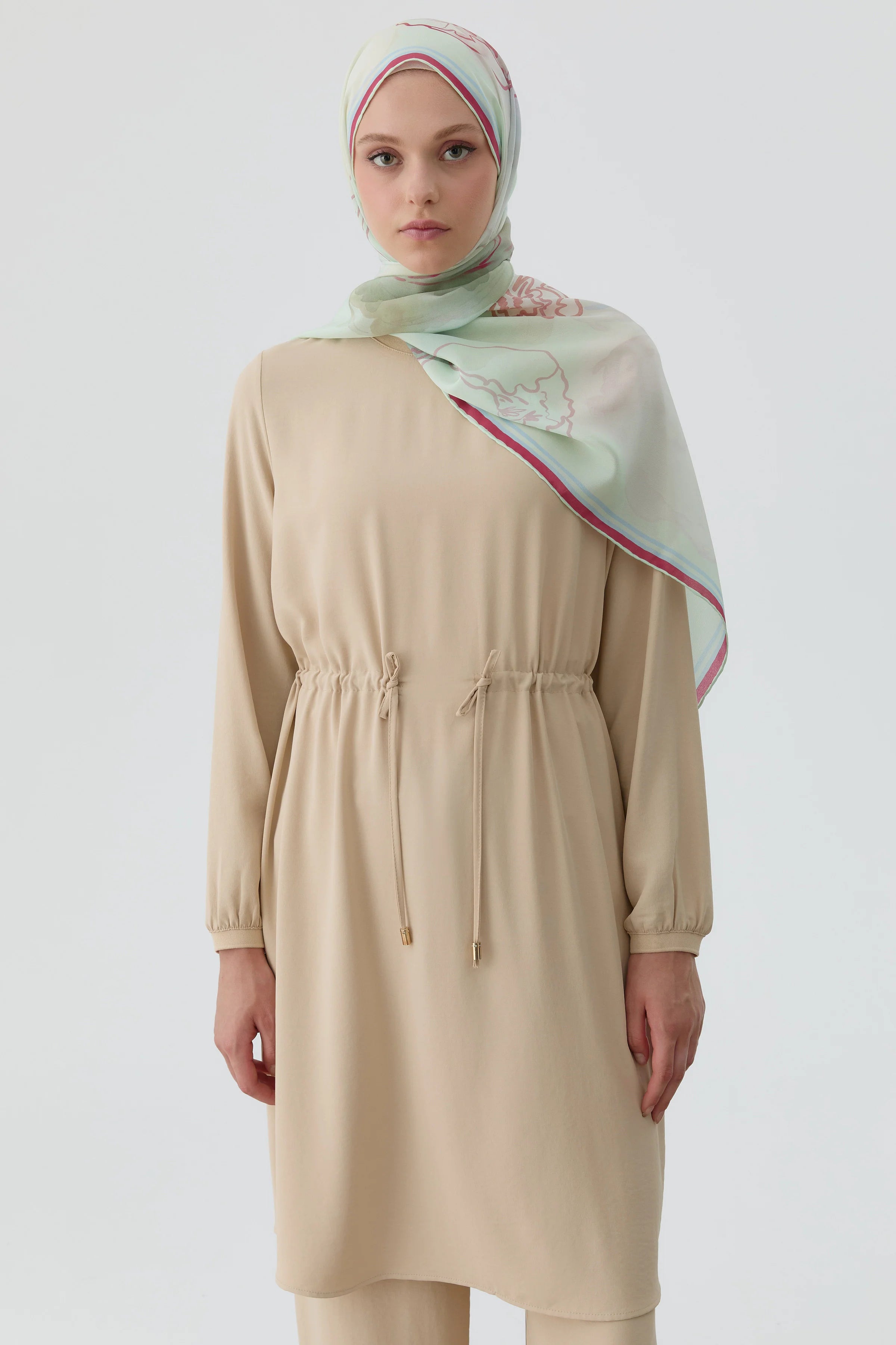 Beli Bağcık Detaylı Ribanalı Tunik - Bej TUGBA