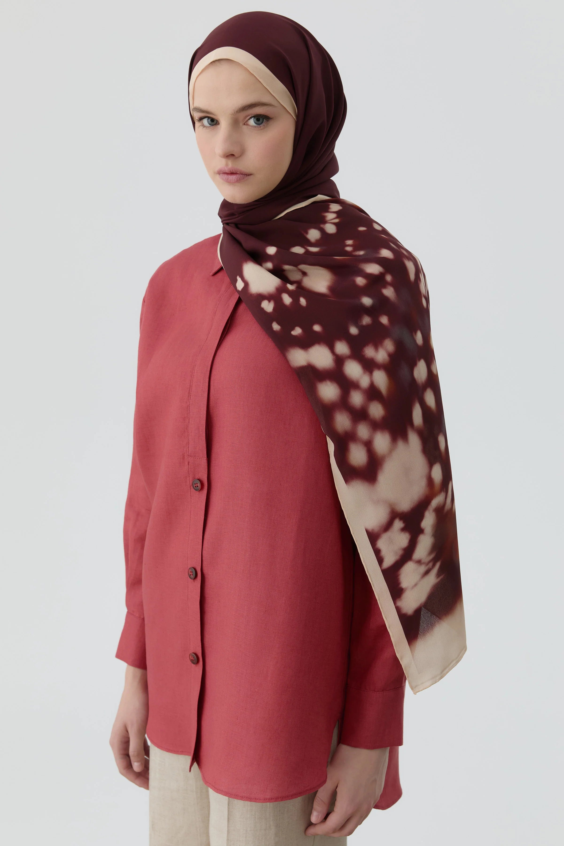 Ters Kapamalı Keten Gömlek - Mercan TUGBA