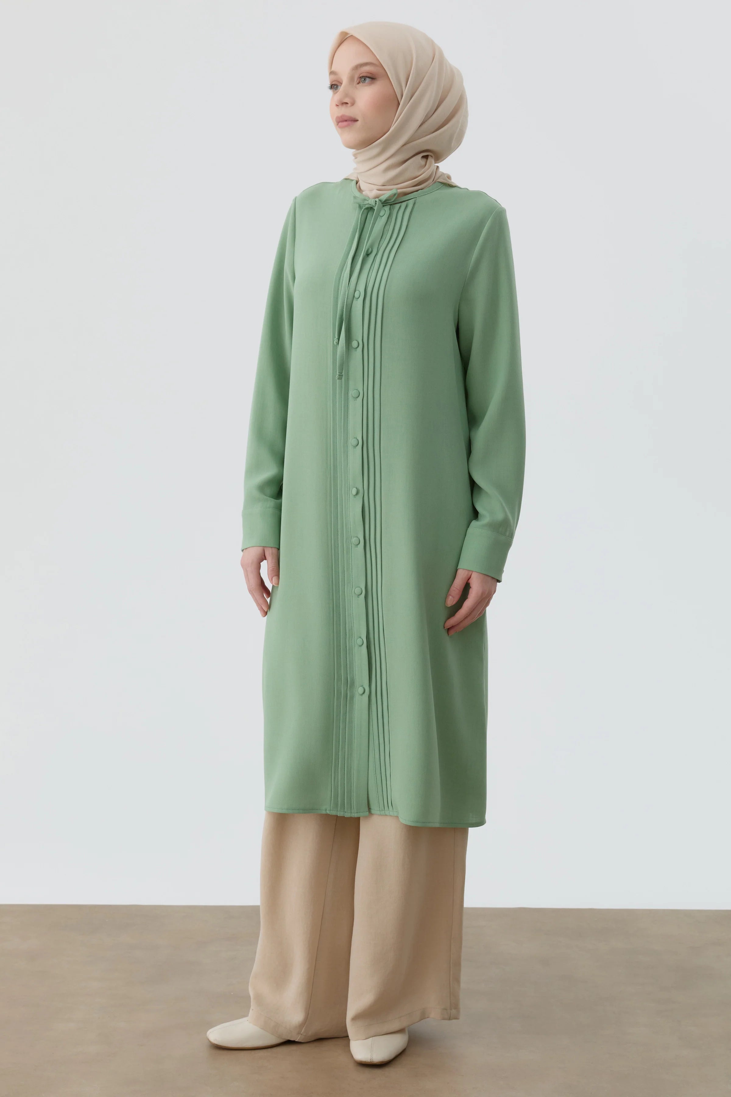 Yakası Bağcıklı Pileli Tunik - Su Yeşili TUGBA