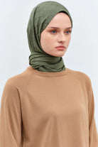 Puan Kare Desen Viskon Şal - Haki TUGBA