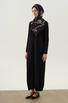 Ribana Desenli Triko Elbise - Siyah TUGBA