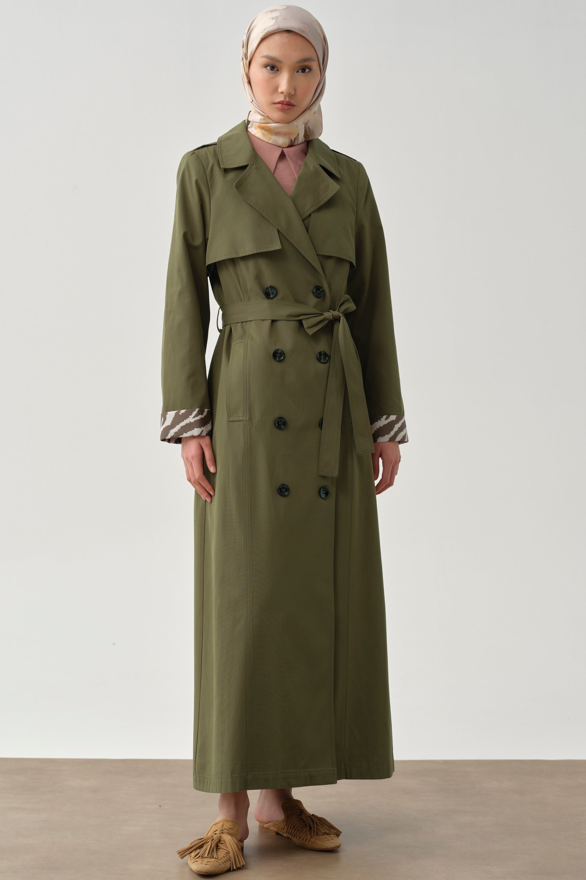 Double Breasted Trench What To Wear With A Trench Coat Double