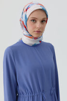 Şakayık Çiçeği Desenli Eşarp - Mavi TUGBA